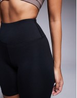Icon Hourglass 8 inch soft touch legging short in black