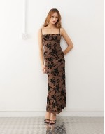 darsih flocked floral maxi dress in brown