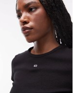 slim essential 2 pack t-shirt in white and black