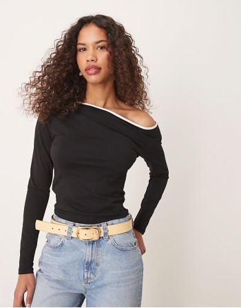 off shoulder long sve top with contrast binding in black