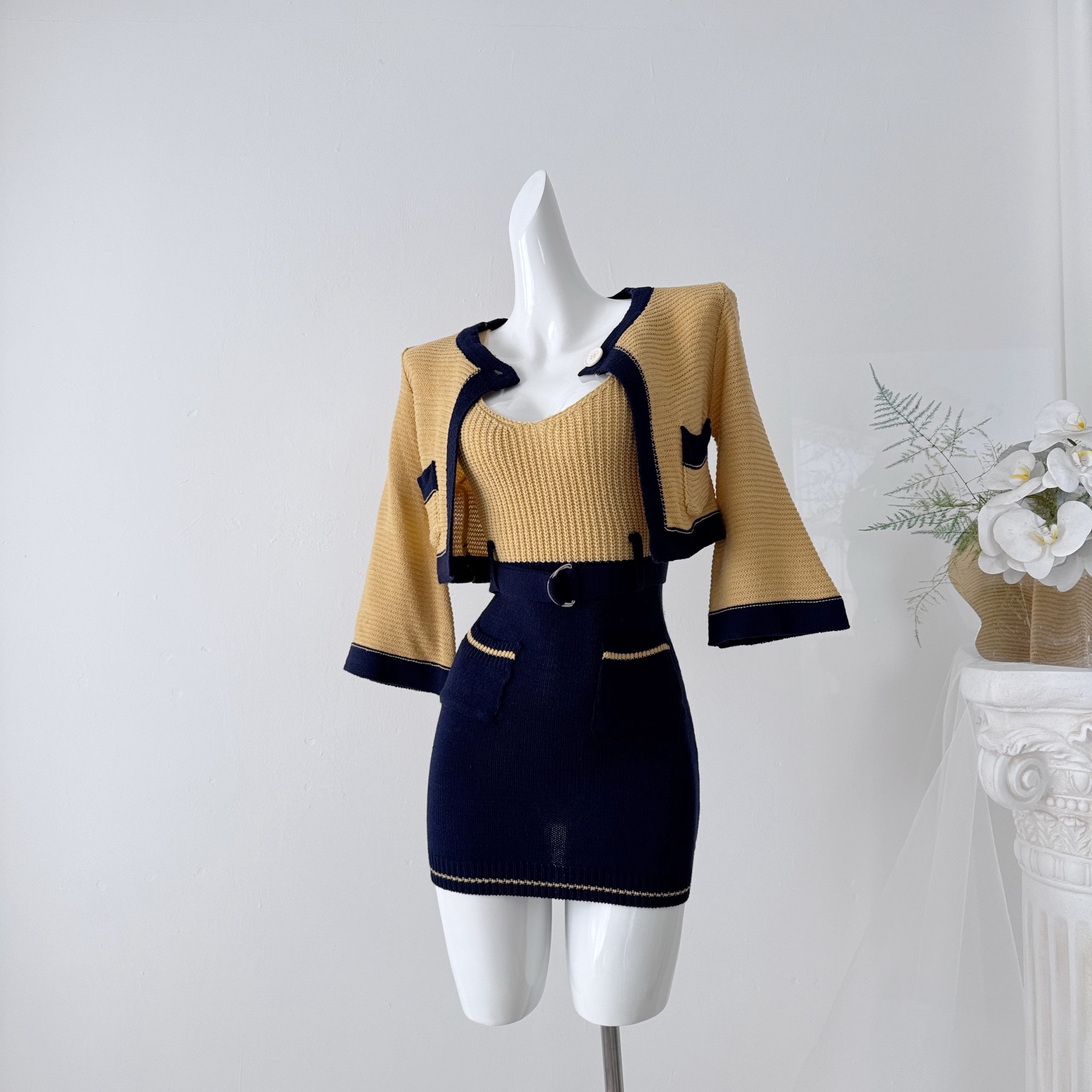 bewithRosey Bright Holiday Lucky Yellow 40% Wool Two-Tone Slim Slip Dress and Short Jacket